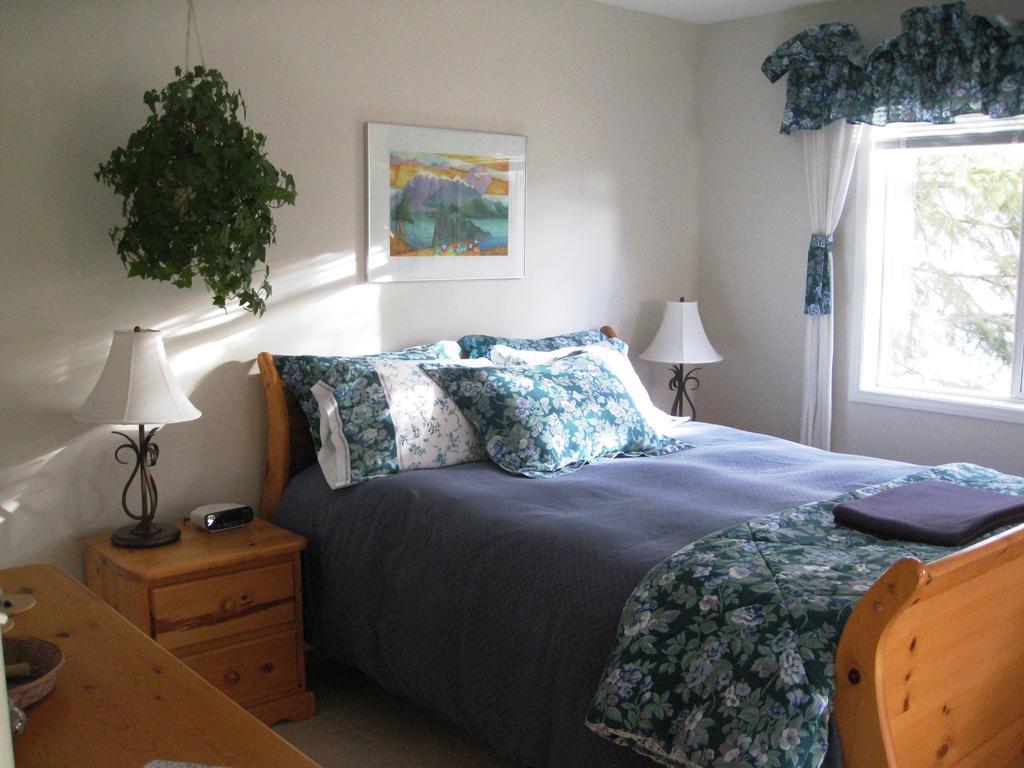 Avens Renaissance B&B Canmore Buitenkant foto